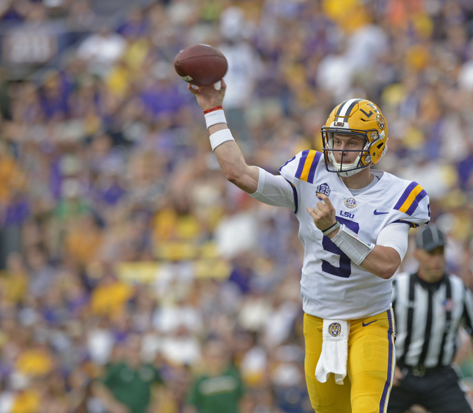 lsuslufootball.090918_HS_1942